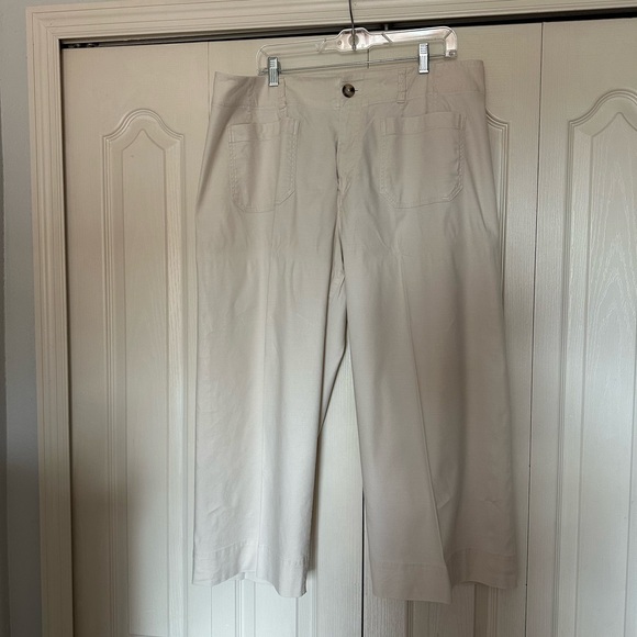 Anthropologie Colette Cropped Wide-Leg Pants Linen Edition by Maeve - Picture 4 of 9